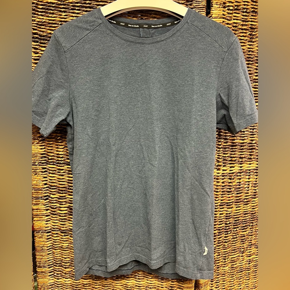 On Running- Blue/Gray Men's‎ T-Shirt, Medium,On-T